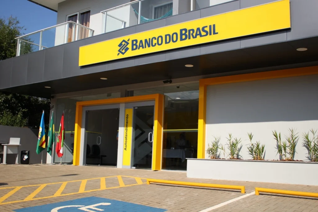 Um novo Concurso Banco do Brasil para o cargo de Escriturário está prestes a ser anunciado! Portanto, comece a se preparar para o concurso e baixe Provas Anteriores PDF!